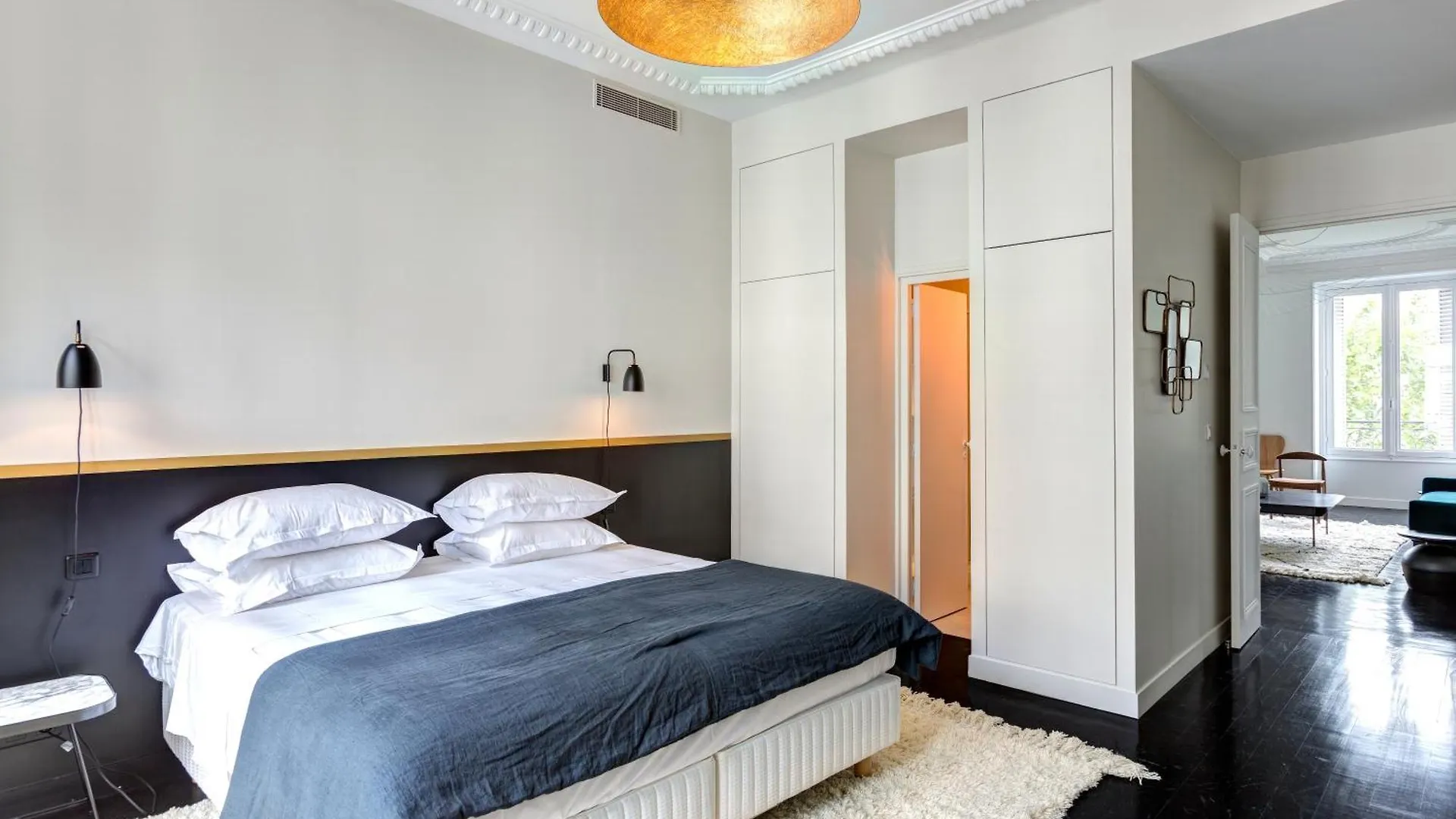 Drouot Luxe Apartment Paris