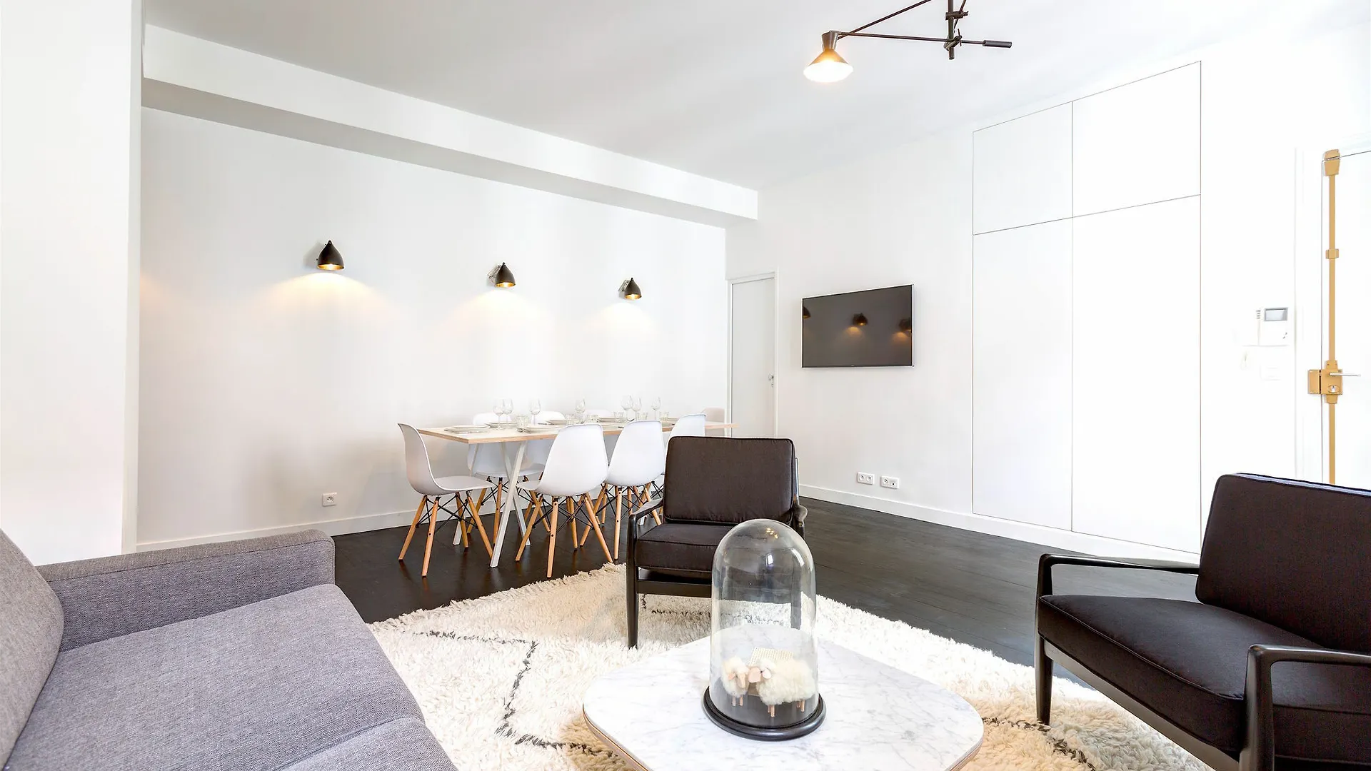 Drouot Luxe Apartment Paris 0*,