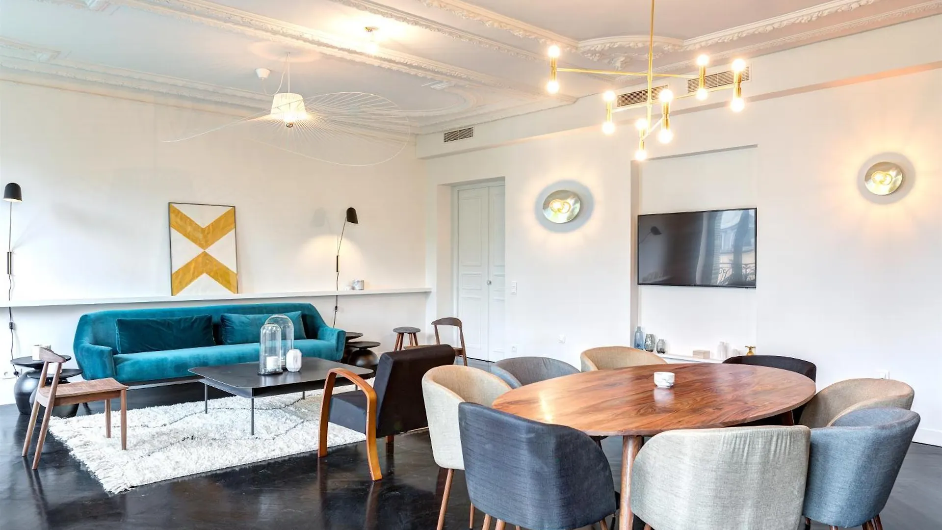 Drouot Luxe Apartment Paris